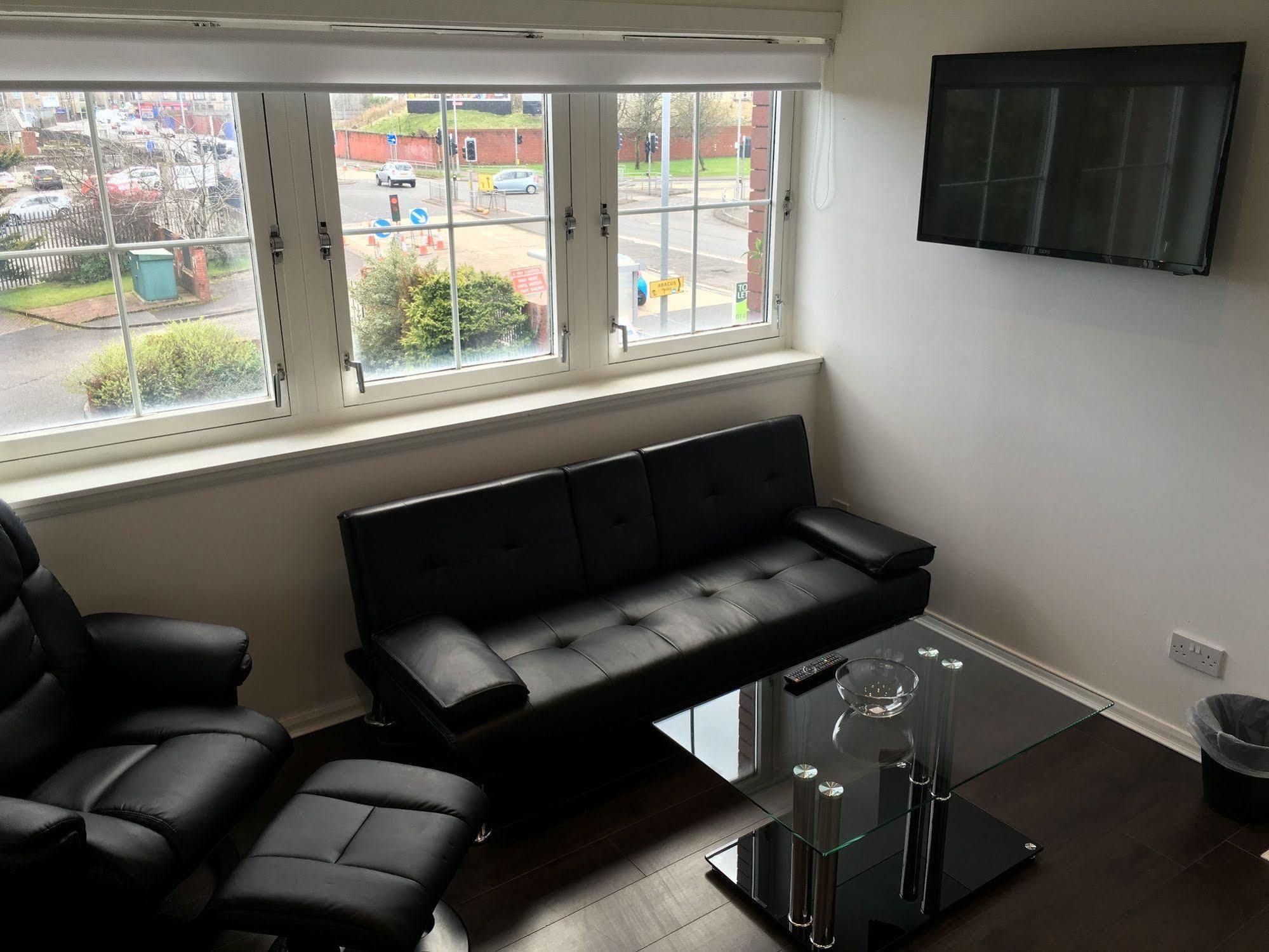 Glasgow Airport Apartments Paisley Exterior foto